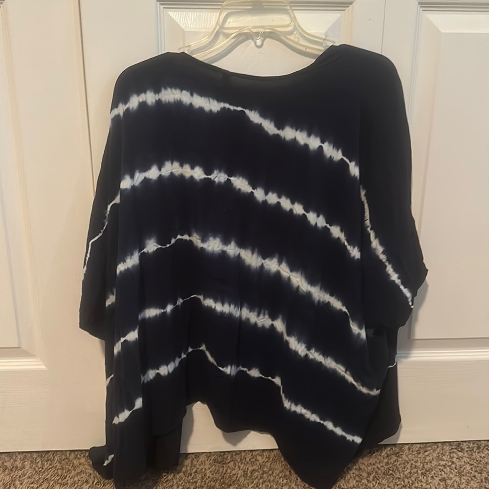 One size Shaw from Aeropostale, blue and white in color, worn a few times.